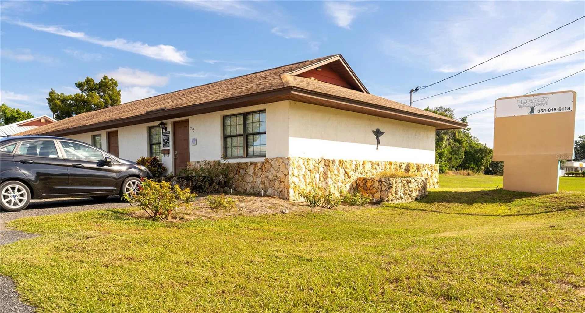 915 E Alfred Street Tavares FL 32778