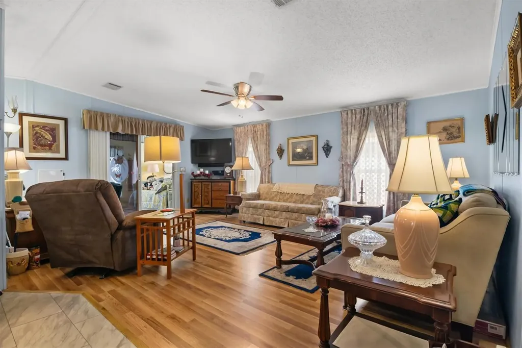 281 Edgewood Boulevard Lake Wales FL 33898