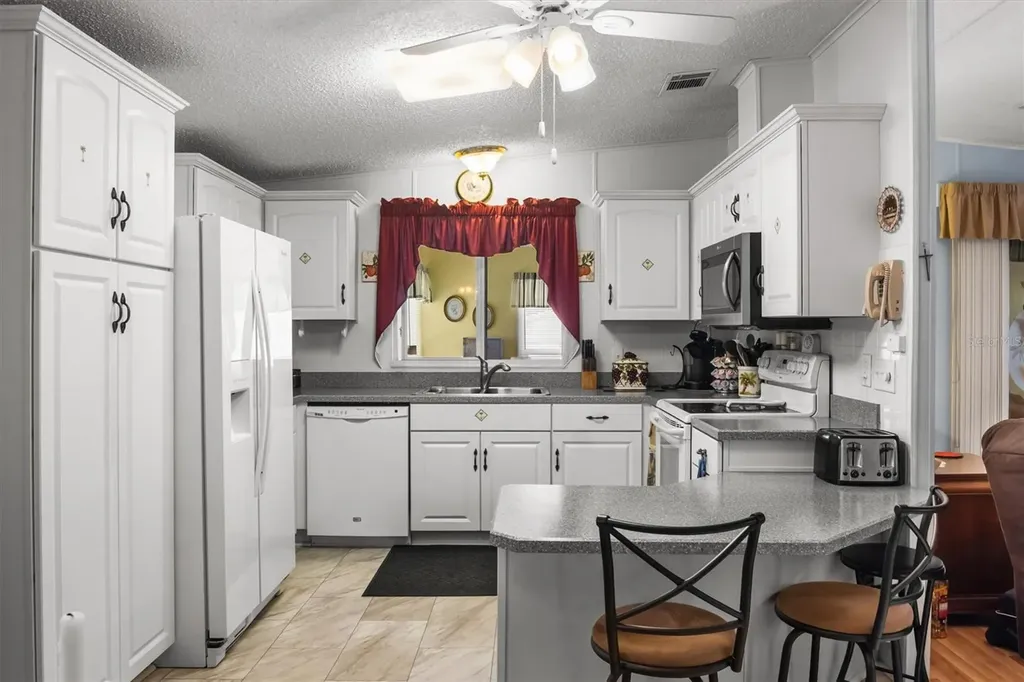 281 Edgewood Boulevard Lake Wales FL 33898