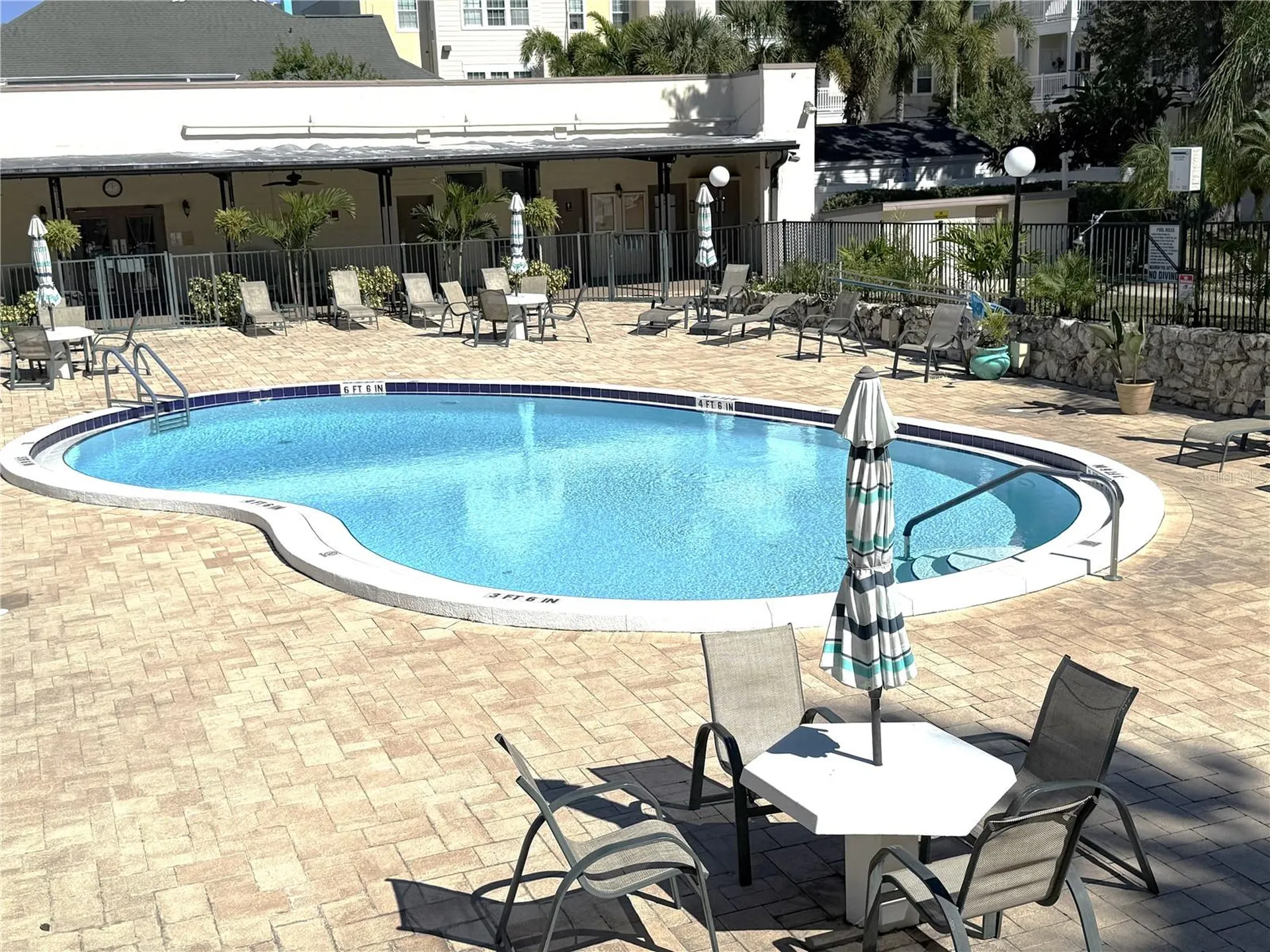 1524 Lakeview Road Clearwater FL 33756