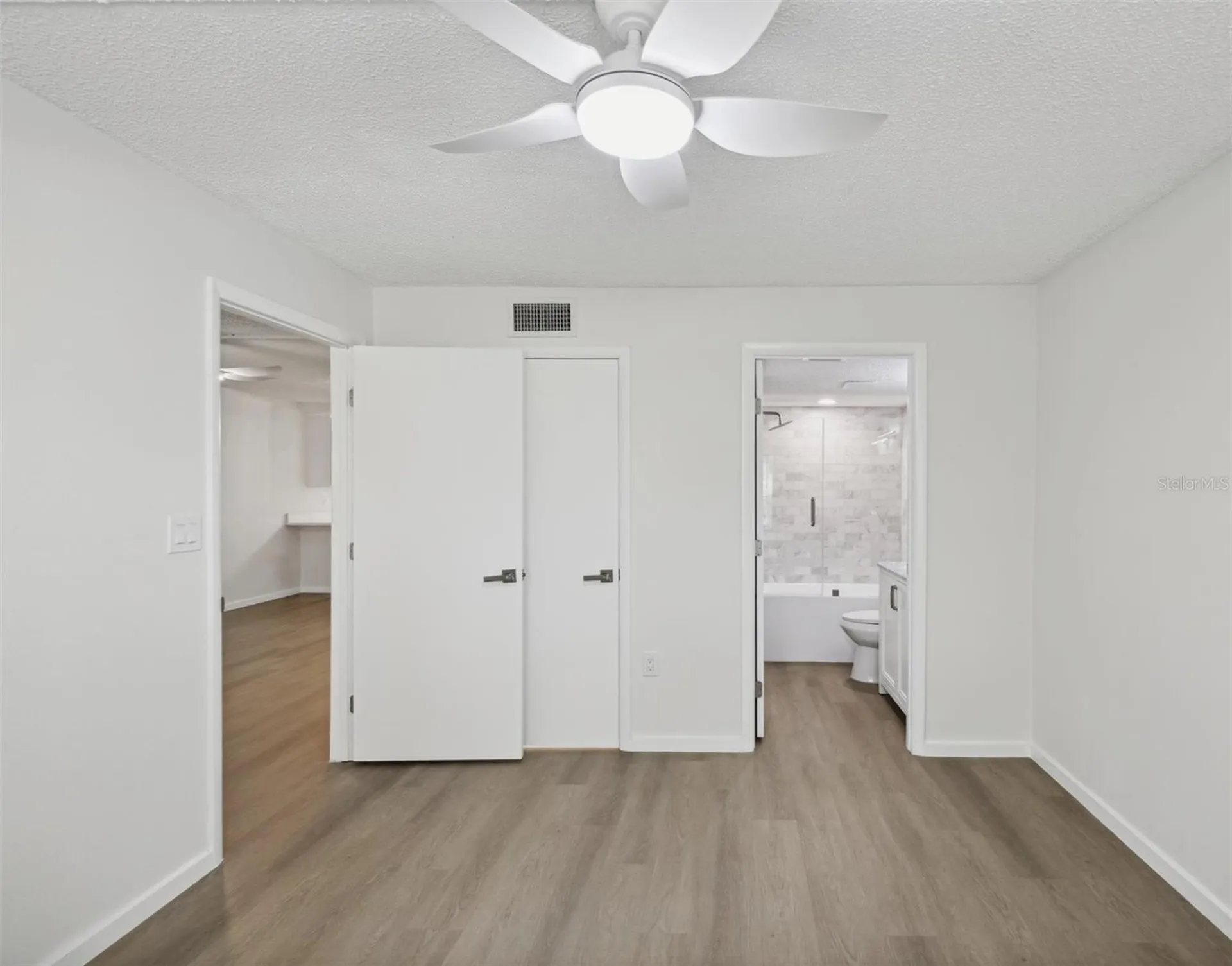 1524 Lakeview Road Clearwater FL 33756