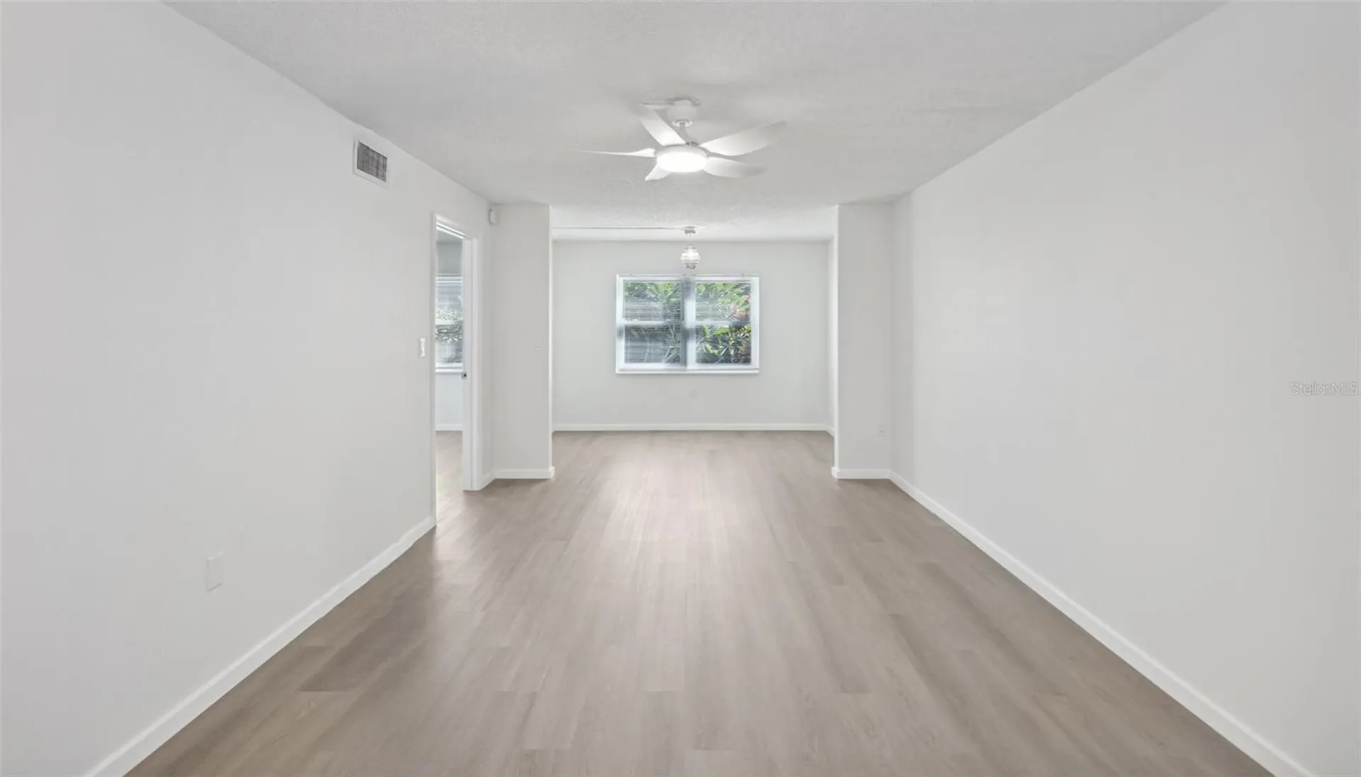 1524 Lakeview Road Clearwater FL 33756