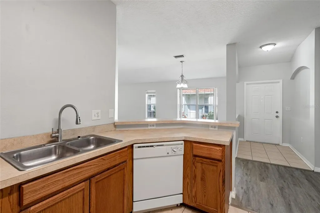5727 Autumn Shire Drive Zephyrhills FL 33541