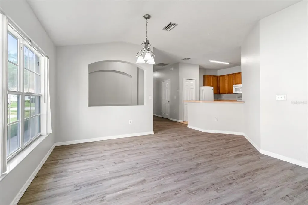 5727 Autumn Shire Drive Zephyrhills FL 33541