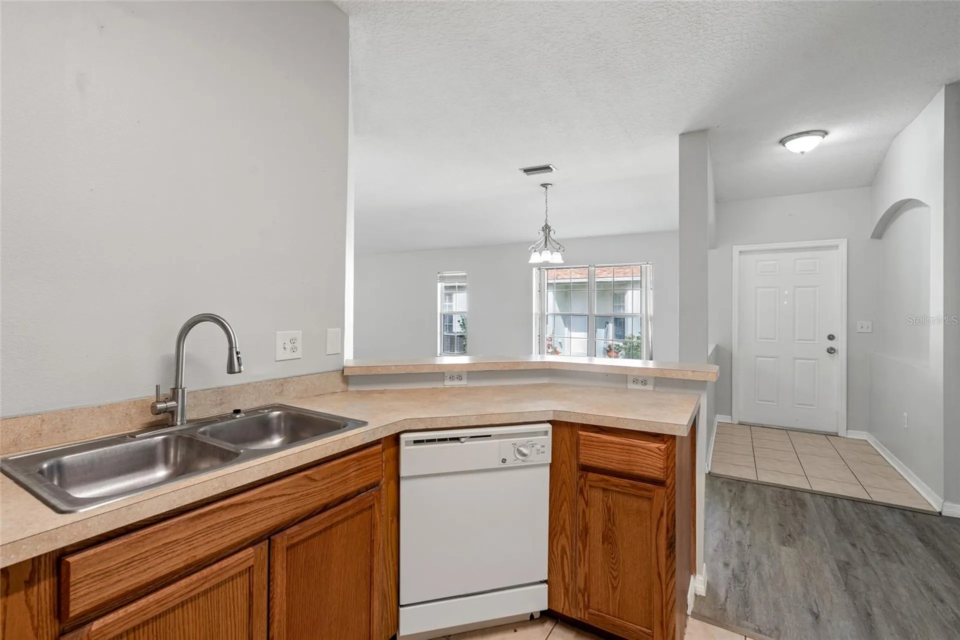 5727 Autumn Shire Drive Zephyrhills FL 33541