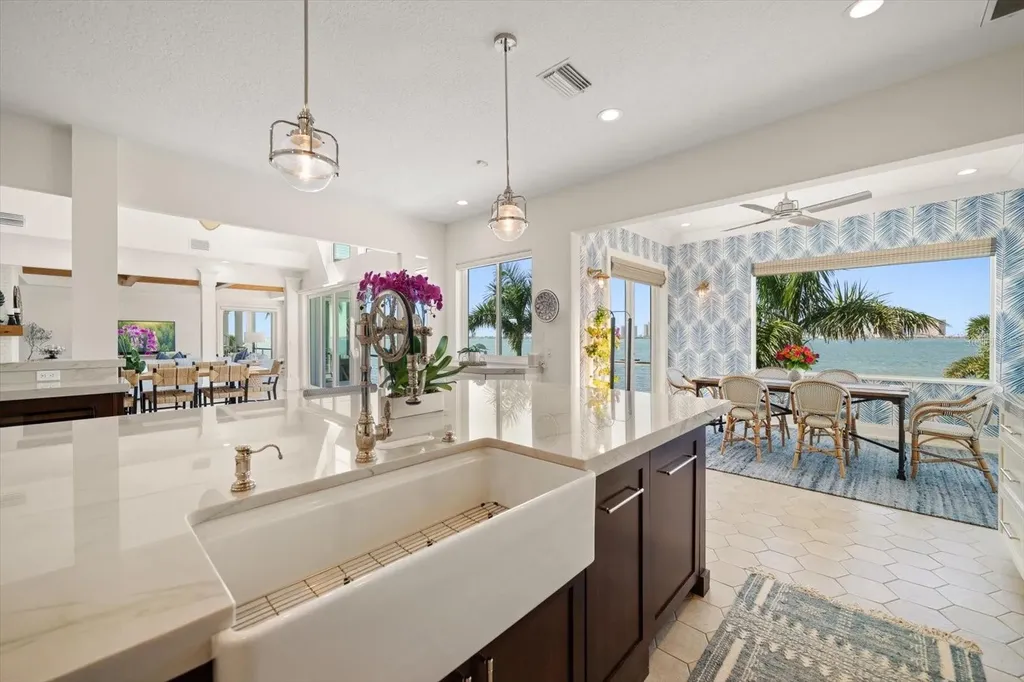 418 St Andrews Drive Belleair FL 33756