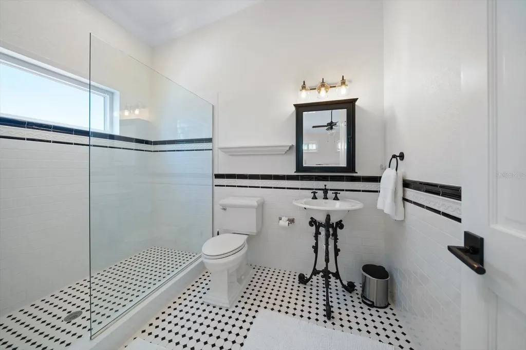 418 St Andrews Drive Belleair FL 33756