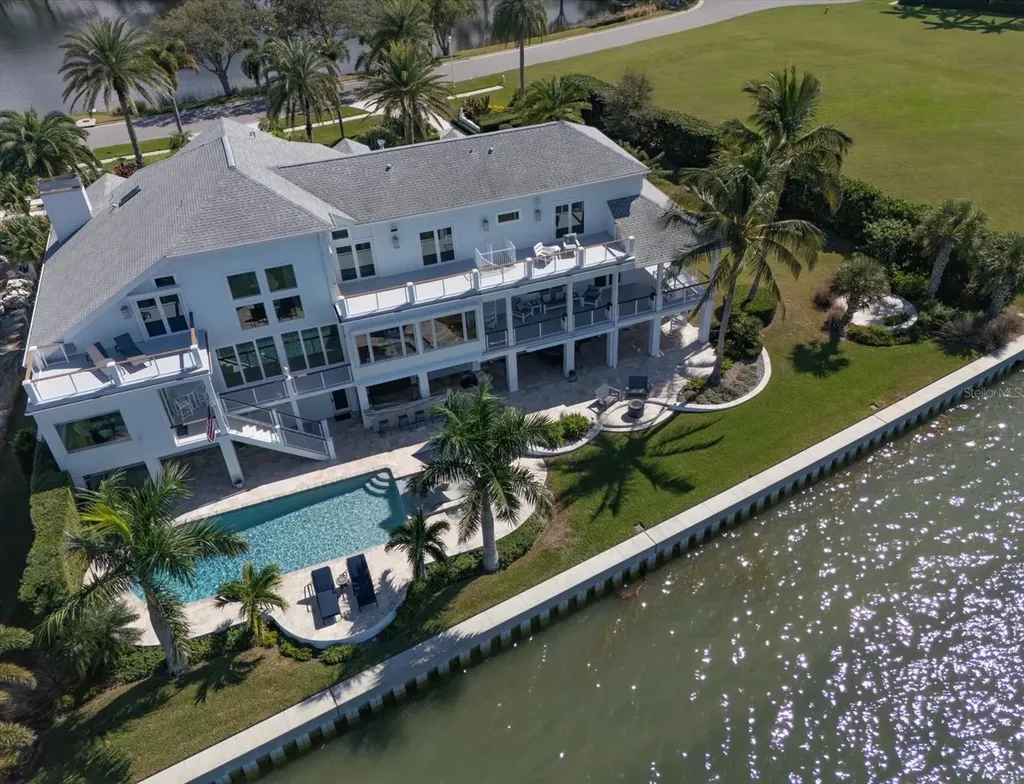 418 St Andrews Drive Belleair FL 33756