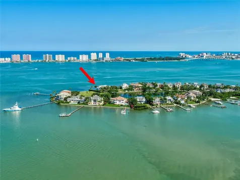 418 St Andrews Drive Belleair FL 33756