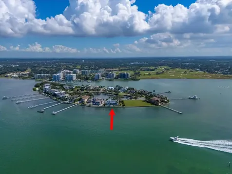 418 St Andrews Drive Belleair FL 33756