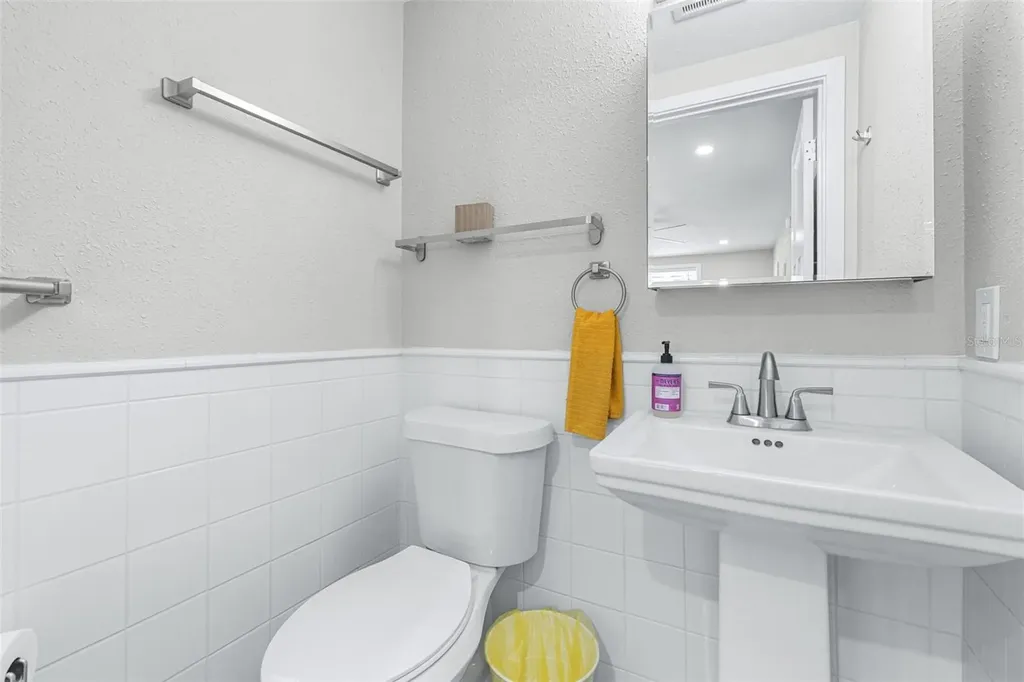 2102 E Annie Street Tampa FL 33612