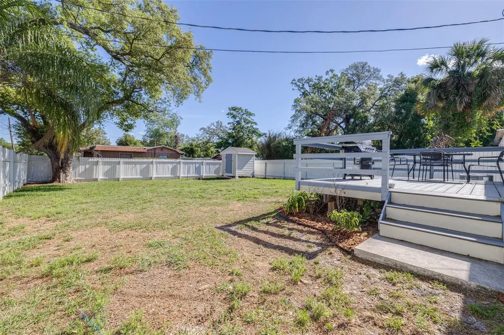 2102 E Annie Street Tampa FL 33612