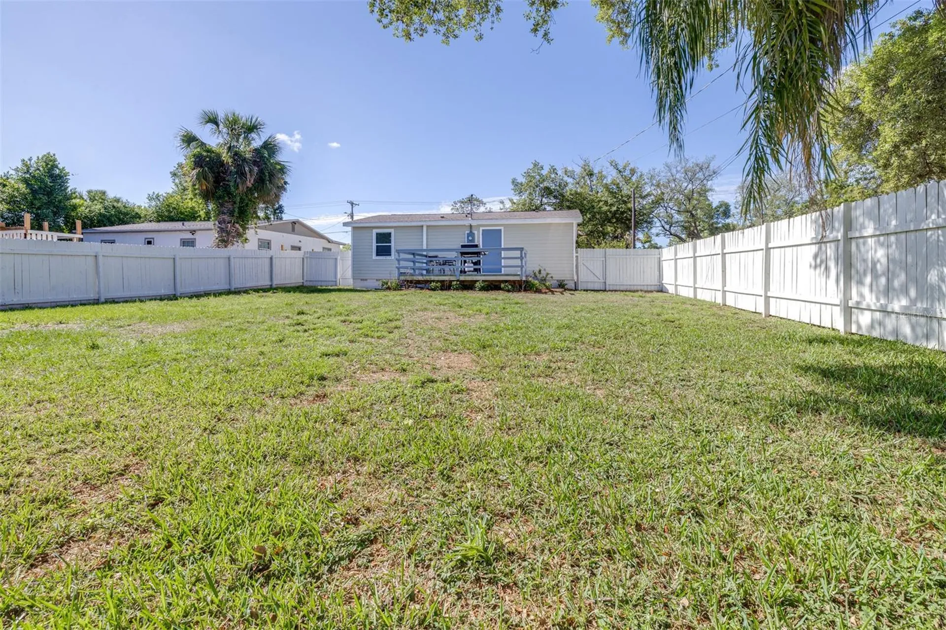 2102 E Annie Street Tampa FL 33612