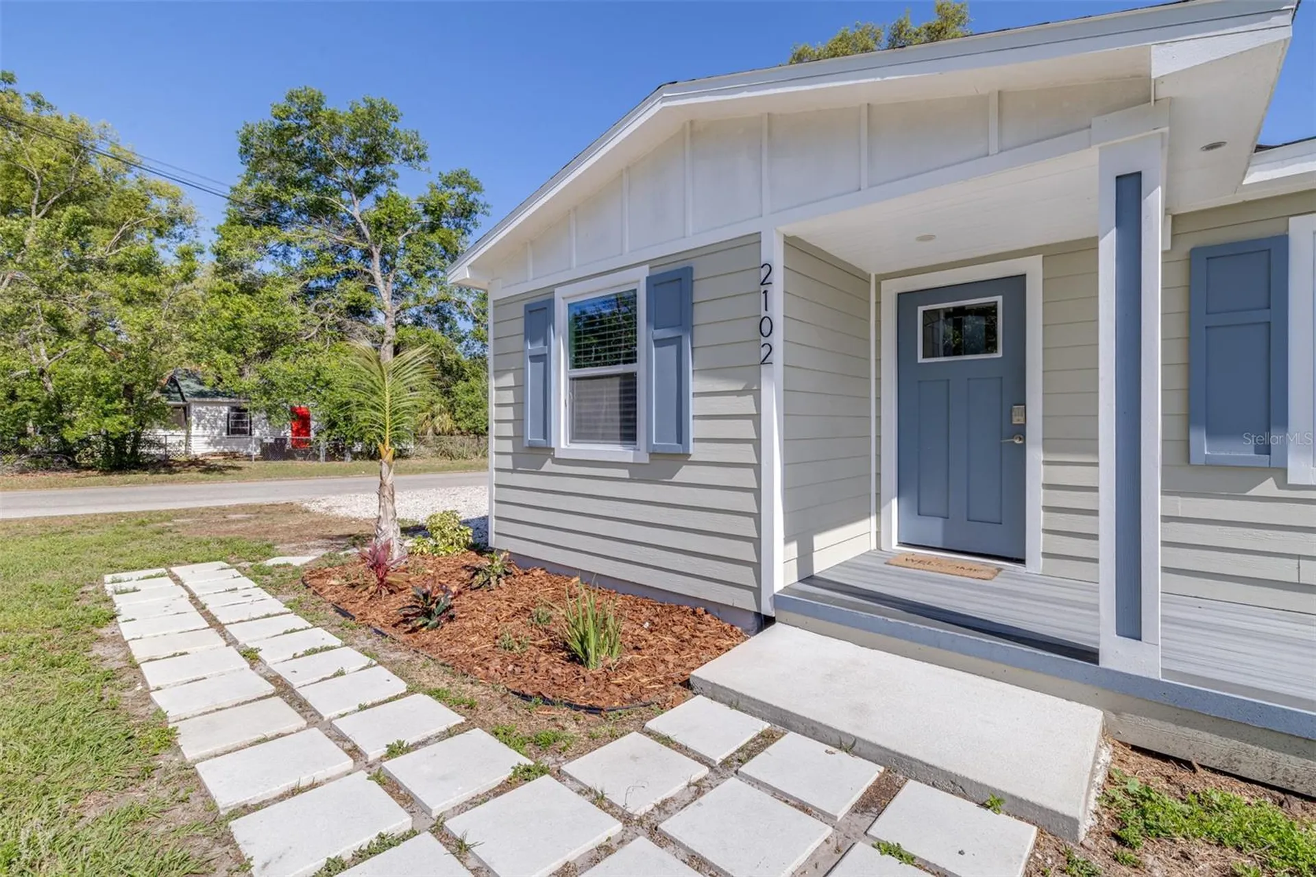 2102 E Annie Street Tampa FL 33612