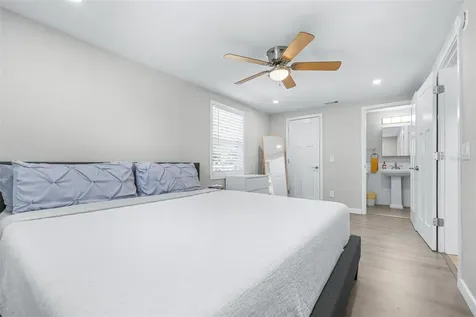 2102 E Annie Street Tampa FL 33612