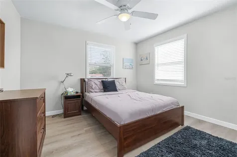 2102 E Annie Street Tampa FL 33612
