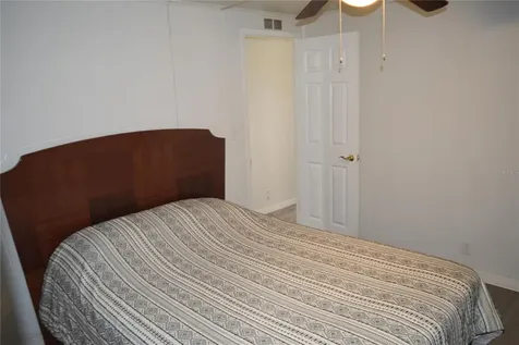 4407 Tucker Square New Port Richey FL 34652