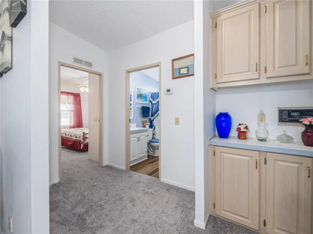 4050 Carefree Way Zephyrhills FL 33541
