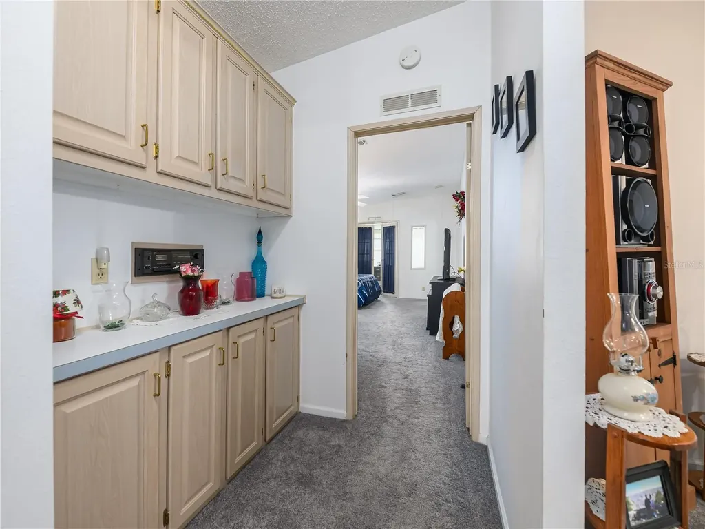 4050 Carefree Way Zephyrhills FL 33541