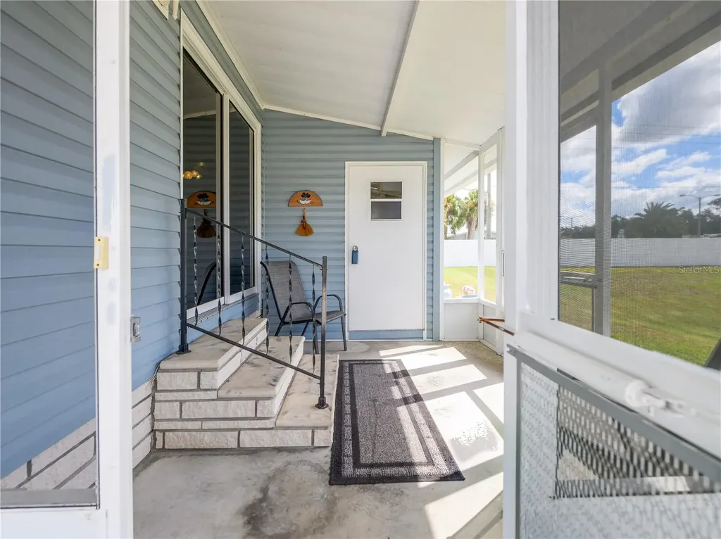 4050 Carefree Way Zephyrhills FL 33541