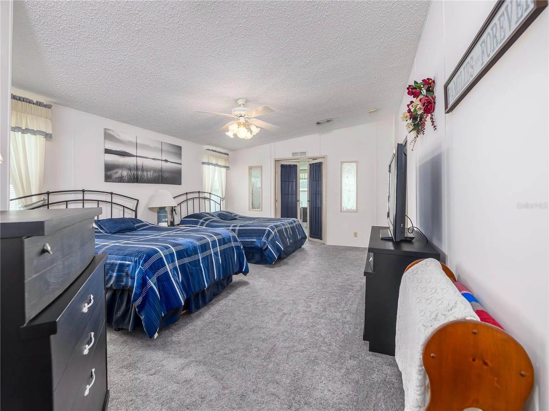 4050 Carefree Way Zephyrhills FL 33541