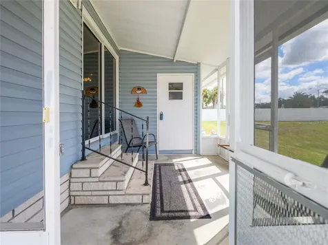 4050 Carefree Way Zephyrhills FL 33541