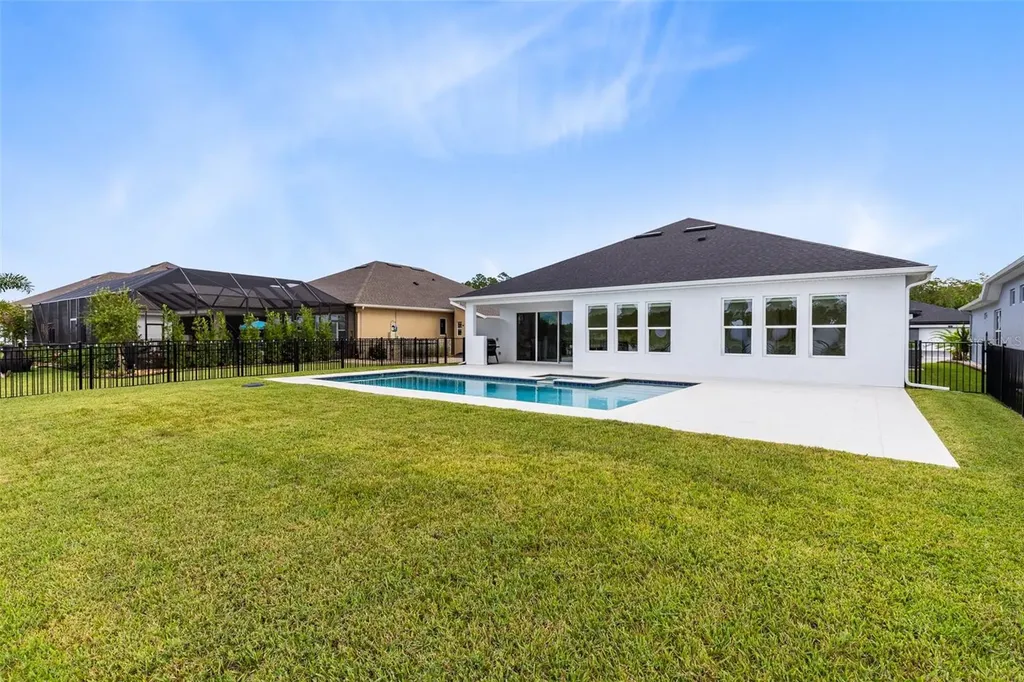513 Mosaic Boulevard Daytona Beach FL 32124