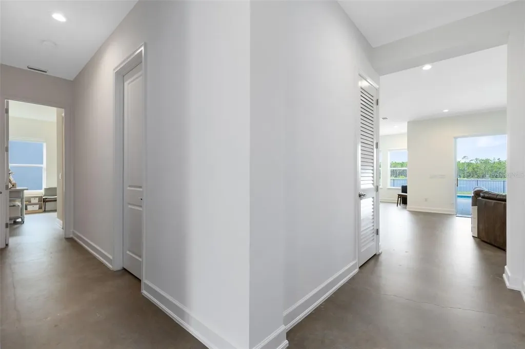 513 Mosaic Boulevard Daytona Beach FL 32124