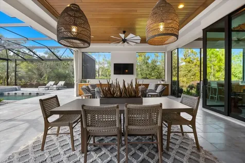 8407 Lindrick Lane Bradenton FL 34202