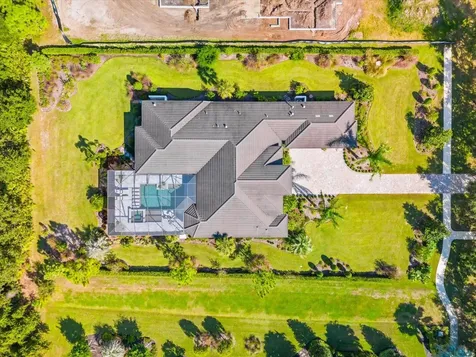 8407 Lindrick Lane Bradenton FL 34202