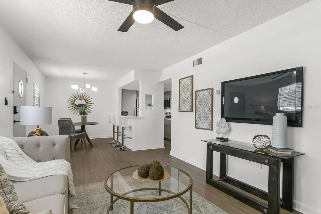807 S Howard Avenue Tampa FL 33606