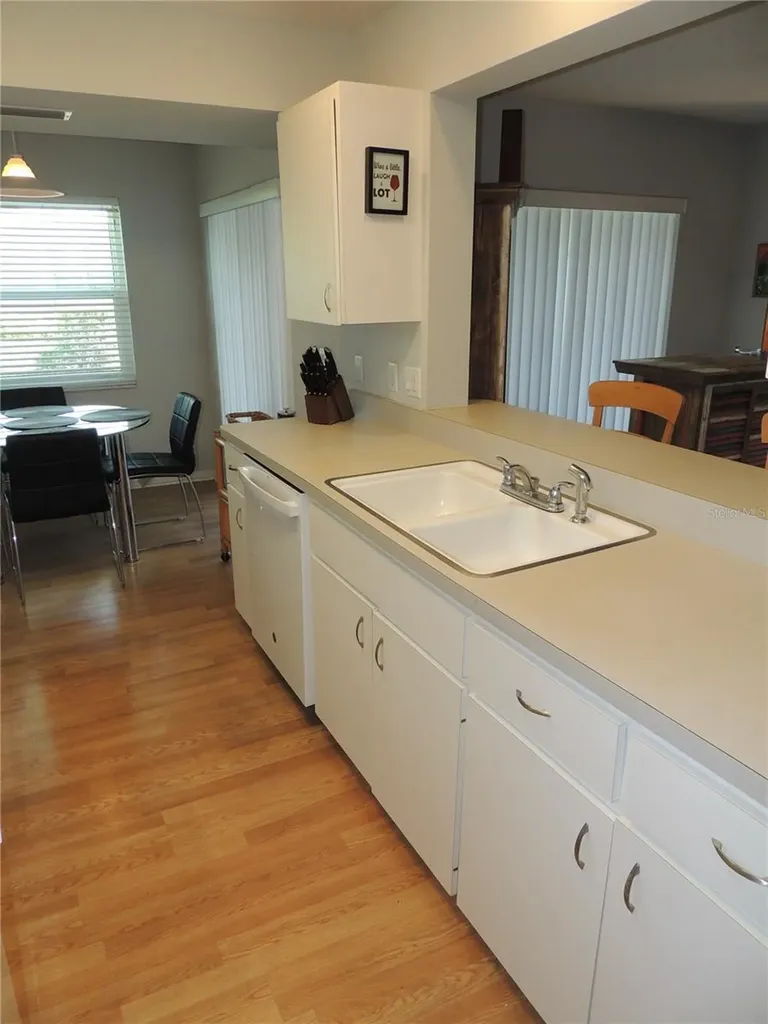 5667 Sheffield Greene Circle Sarasota FL 34235