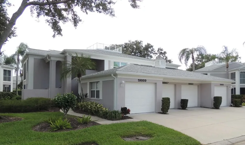 5667 Sheffield Greene Circle Sarasota FL 34235