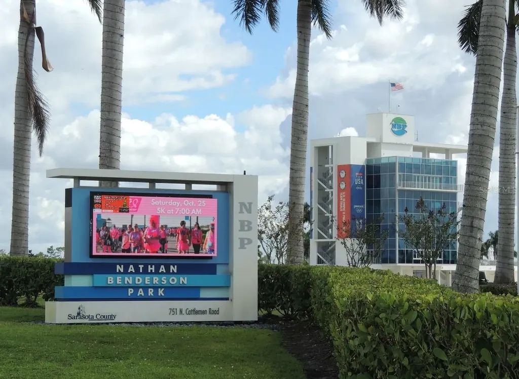 5667 Sheffield Greene Circle Sarasota FL 34235