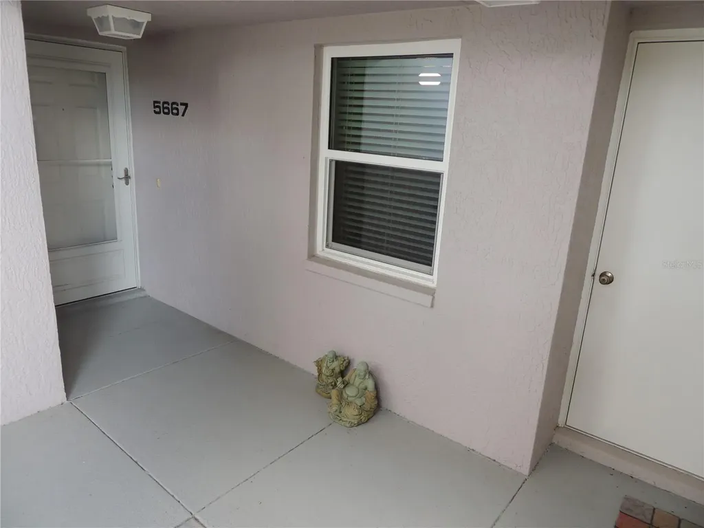 5667 Sheffield Greene Circle Sarasota FL 34235