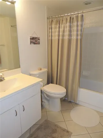 5667 Sheffield Greene Circle Sarasota FL 34235