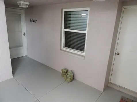 5667 Sheffield Greene Circle Sarasota FL 34235