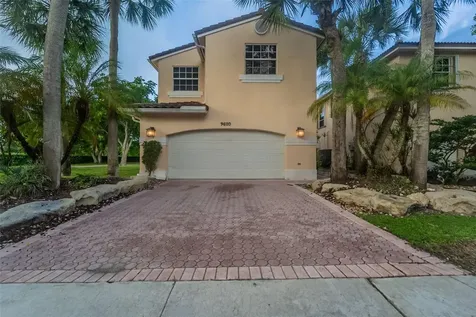 9820 Fairway Cove Lane Plantation FL 33324