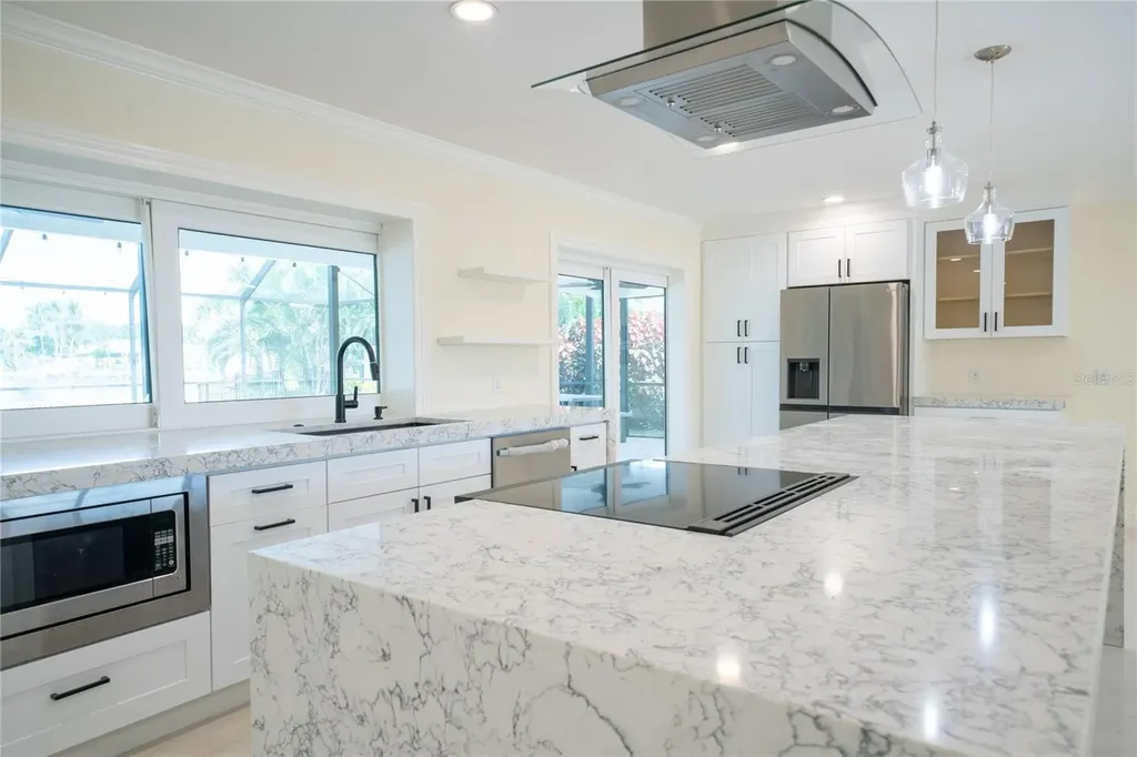 5119 Venetian Boulevard NE St Petersburg FL 33703