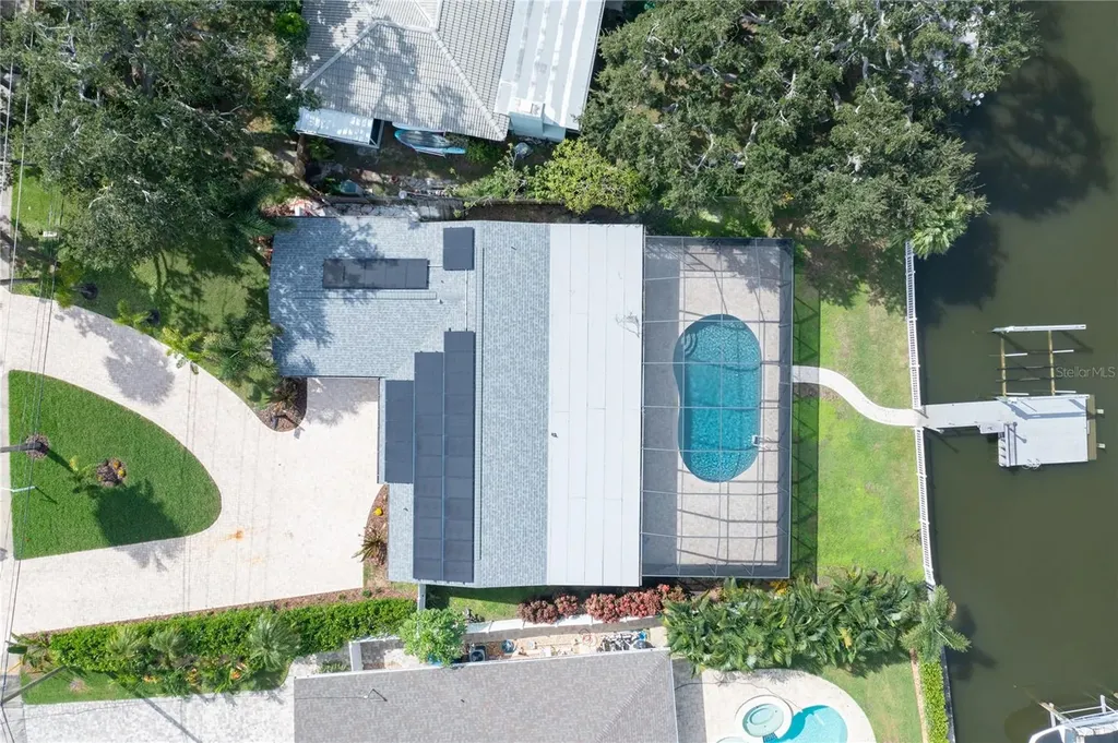 5119 Venetian Boulevard NE St Petersburg FL 33703