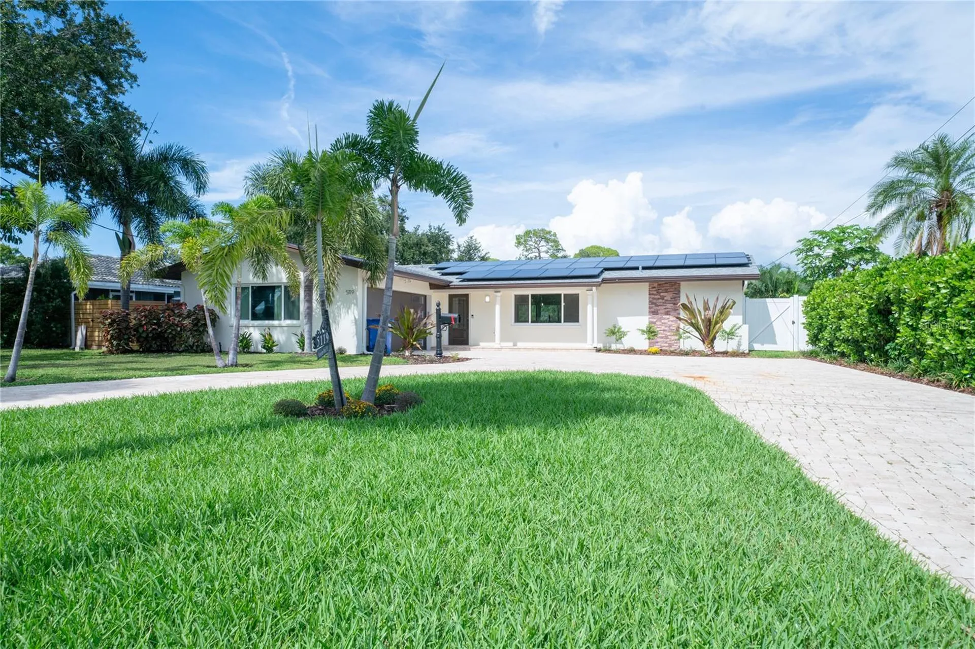 5119 Venetian Boulevard NE St Petersburg FL 33703
