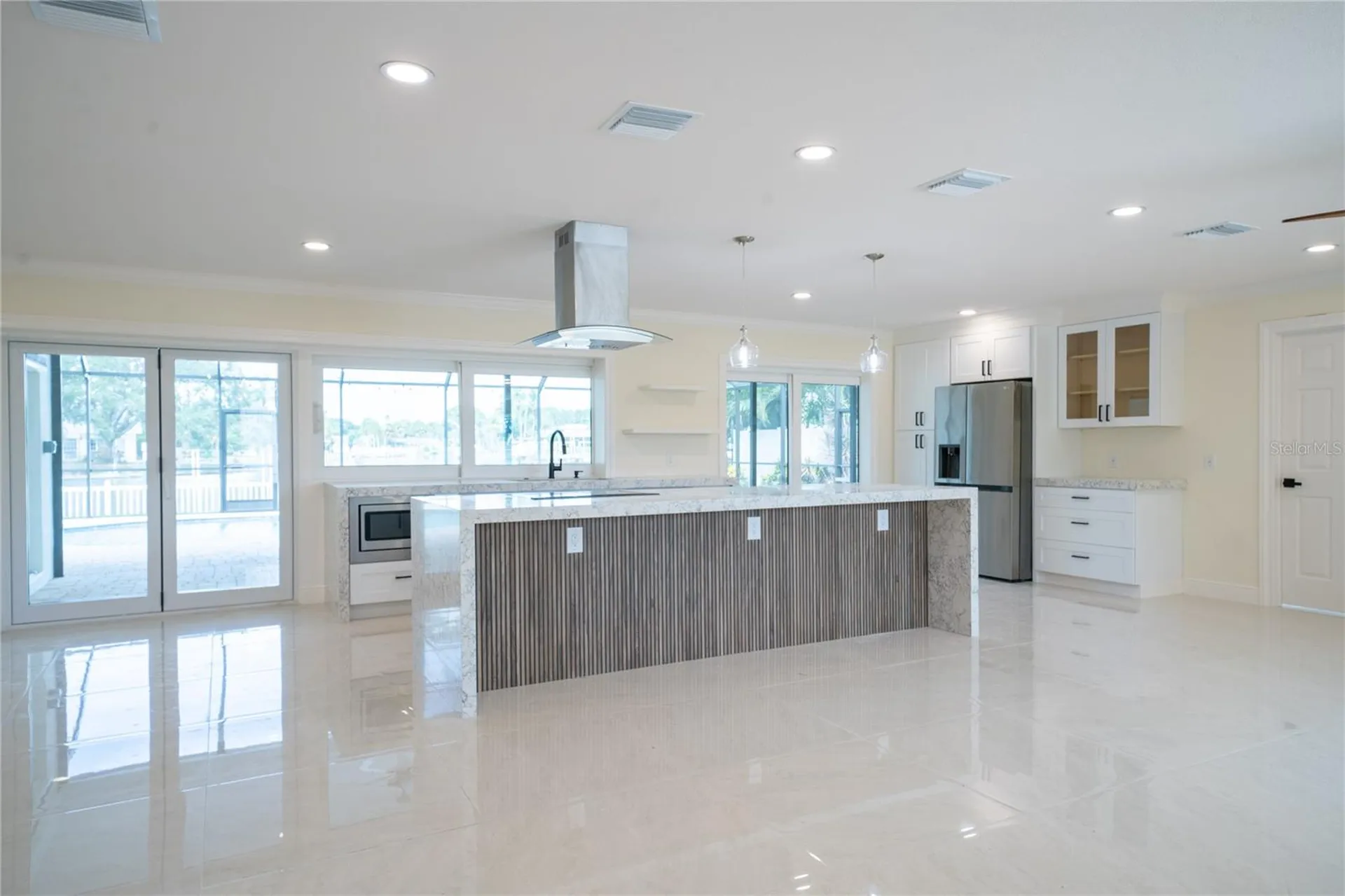5119 Venetian Boulevard NE St Petersburg FL 33703