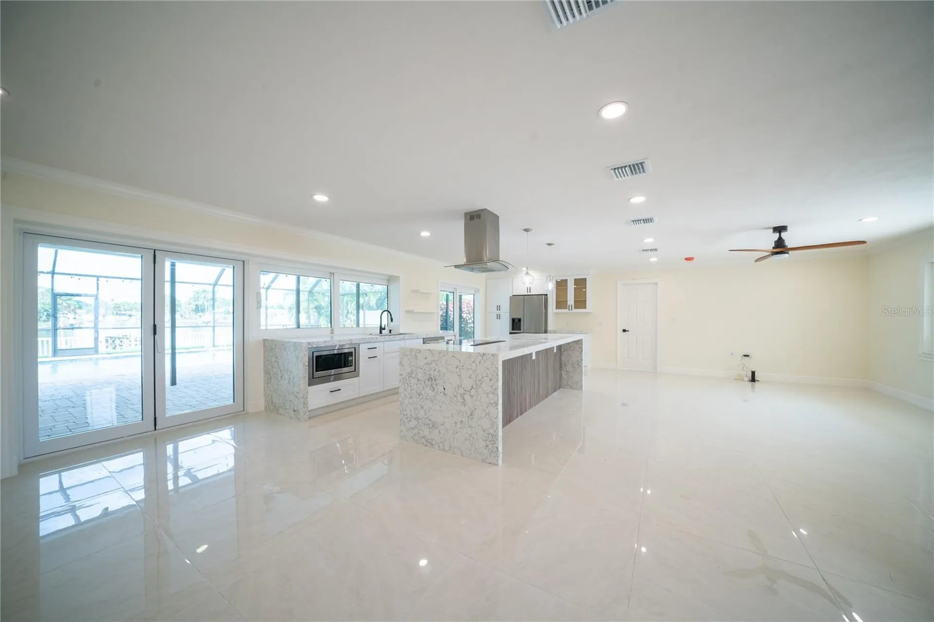 5119 Venetian Boulevard NE St Petersburg FL 33703