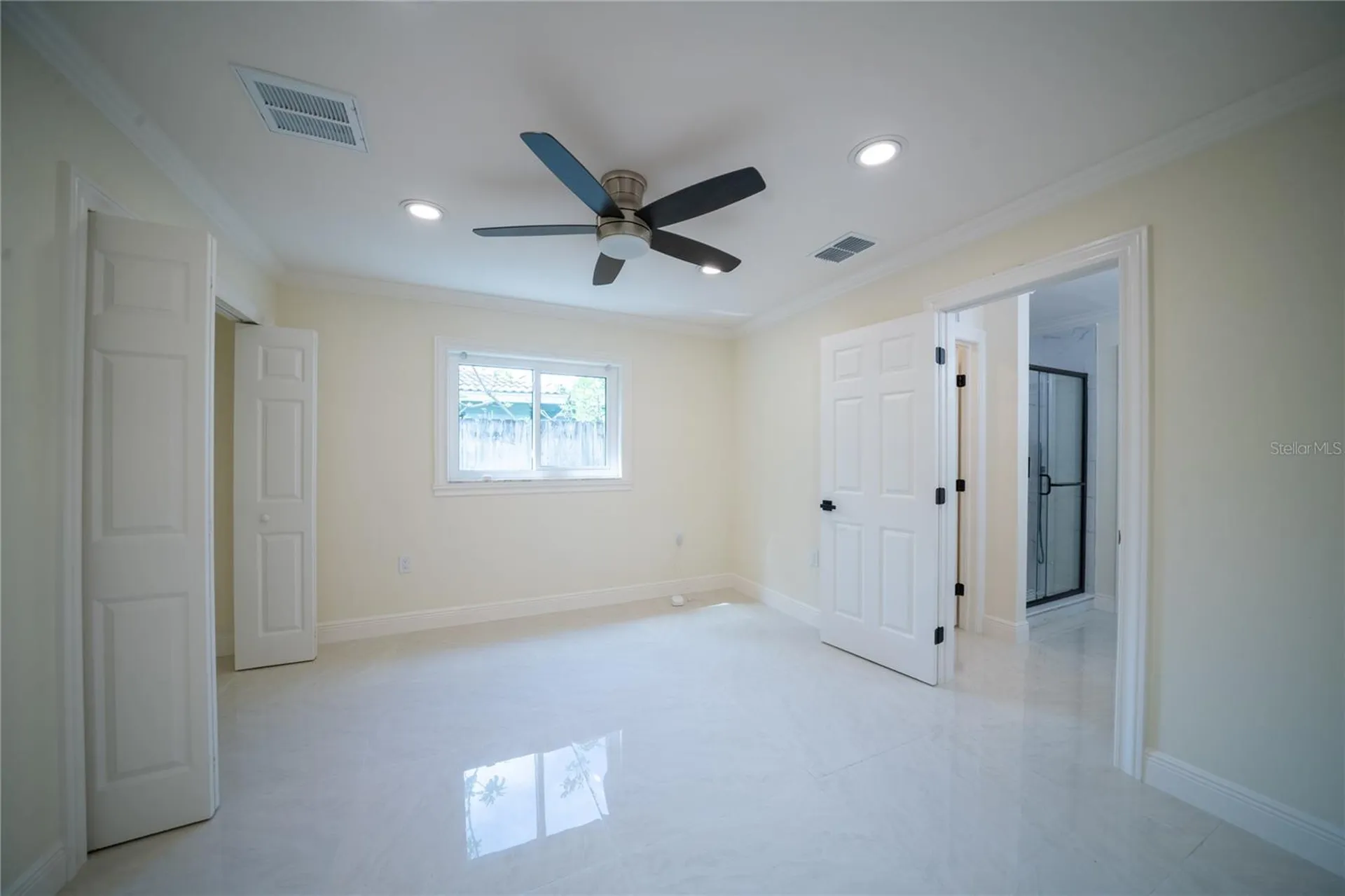 5119 Venetian Boulevard NE St Petersburg FL 33703