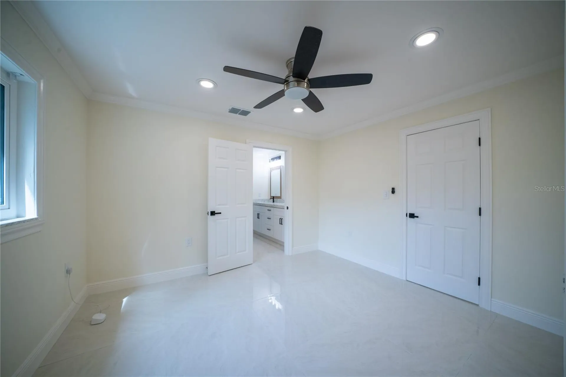 5119 Venetian Boulevard NE St Petersburg FL 33703