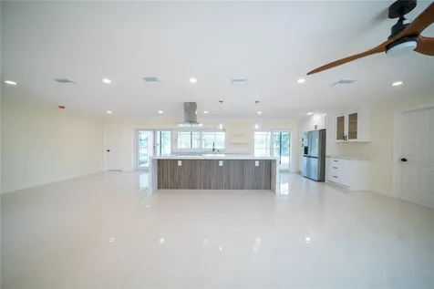 5119 Venetian Boulevard NE St Petersburg FL 33703
