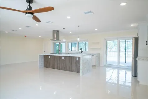 5119 Venetian Boulevard NE St Petersburg FL 33703