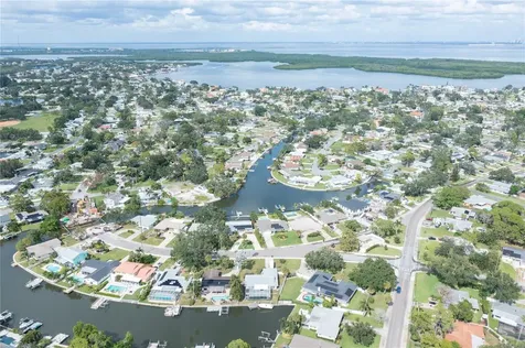 5119 Venetian Boulevard NE St Petersburg FL 33703