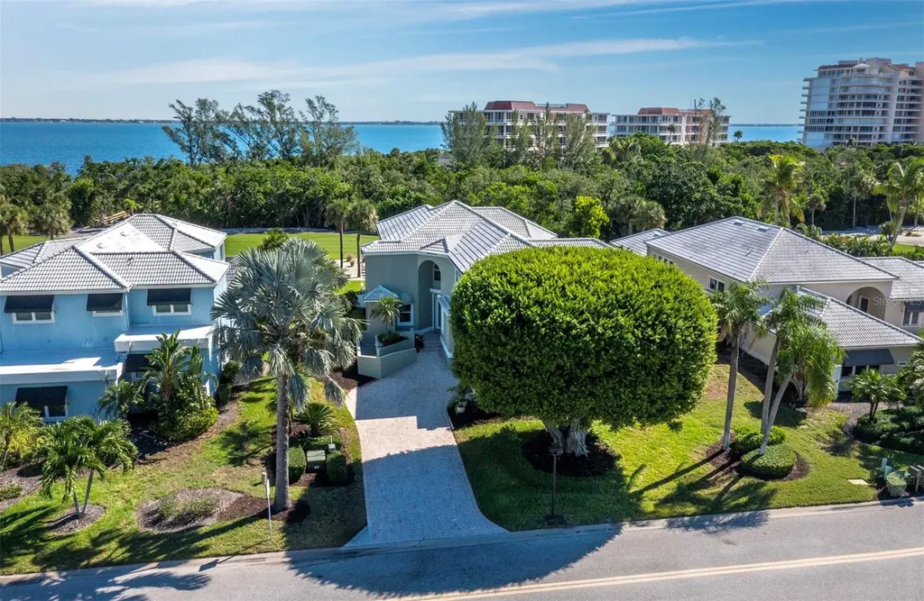3408 Fair Oaks Lane Longboat Key FL 34228