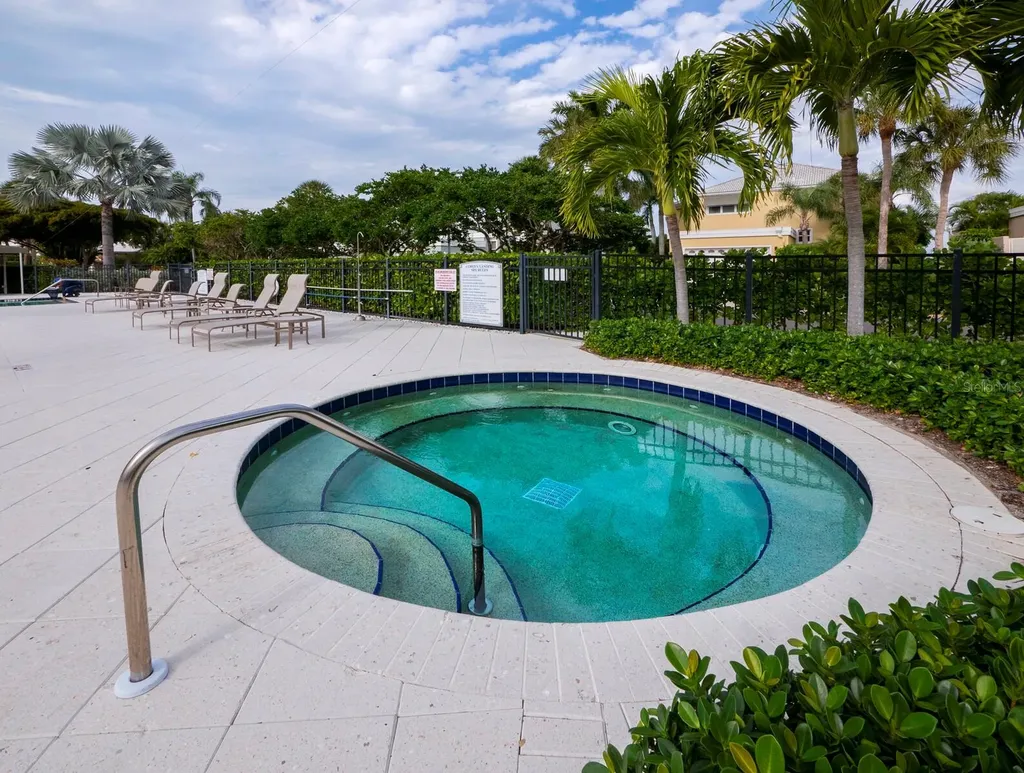3408 Fair Oaks Lane Longboat Key FL 34228